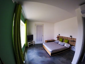 Standard-Doppelzimmer, Gartenblick (Emerald Light) | Terrasse/Patio