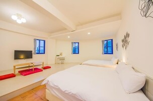 Family Room, Ocean View | Blackout drapes, free WiFi