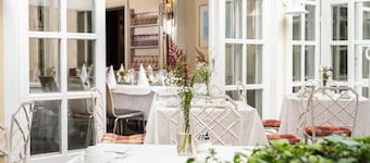 Arvena Reichsstadt Hotel