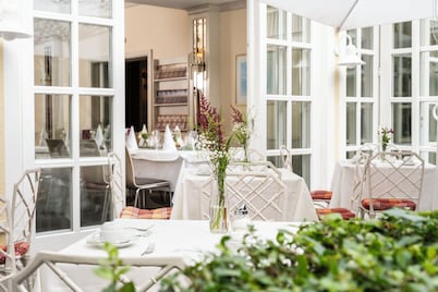 Arvena Reichsstadt Hotel