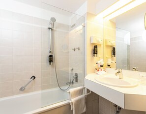 Gratis toiletartikler, hårtørrer, håndklæder, Sæbe