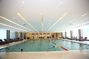 Piscine extérieure (ouverte en saison)