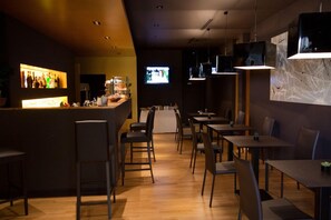 Bar (in der Unterkunft)