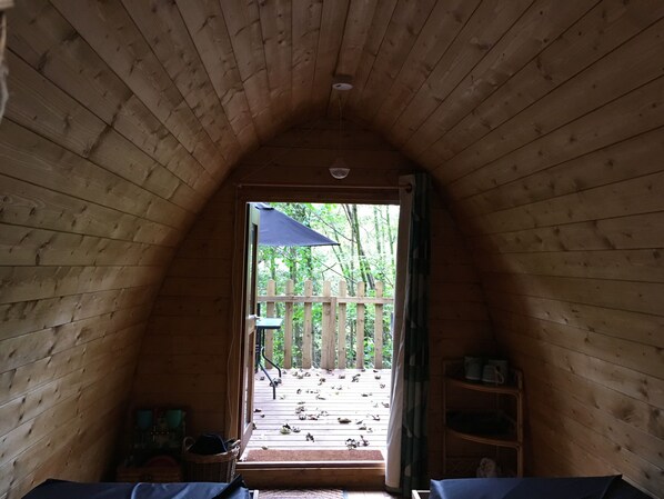 Chalet rustique, salle de bain attenante, vue sur le fleuve (4- Elite-Hot tub) | Rideaux d’obscurcissement
