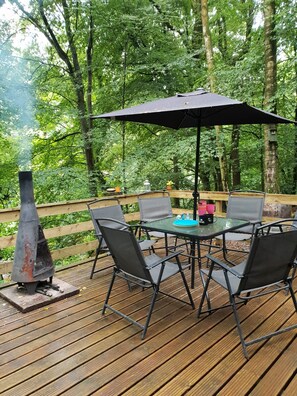 Terrace/patio - Broomhills Farm River Eco Pods (Carlisle)