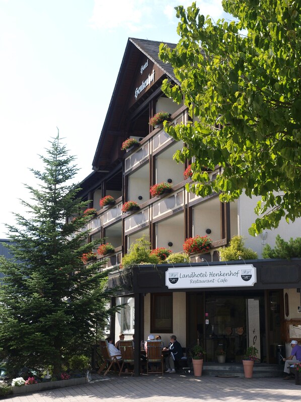 Property entrance - Landhotel Henkenhof (Willingen (Upland))