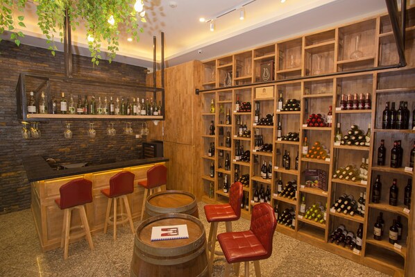 Bar (on property) - Kantel Hotel (Mandalay)