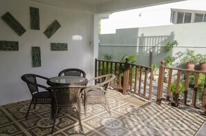 Exclusive Apartment, 2 Bedrooms, Garden View | Terrace/patio