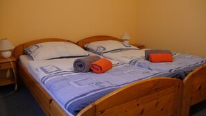 Basic Apartment, 2 Bedrooms | Room amenity - Gästehaus Sulsdorf (Fehmarn)