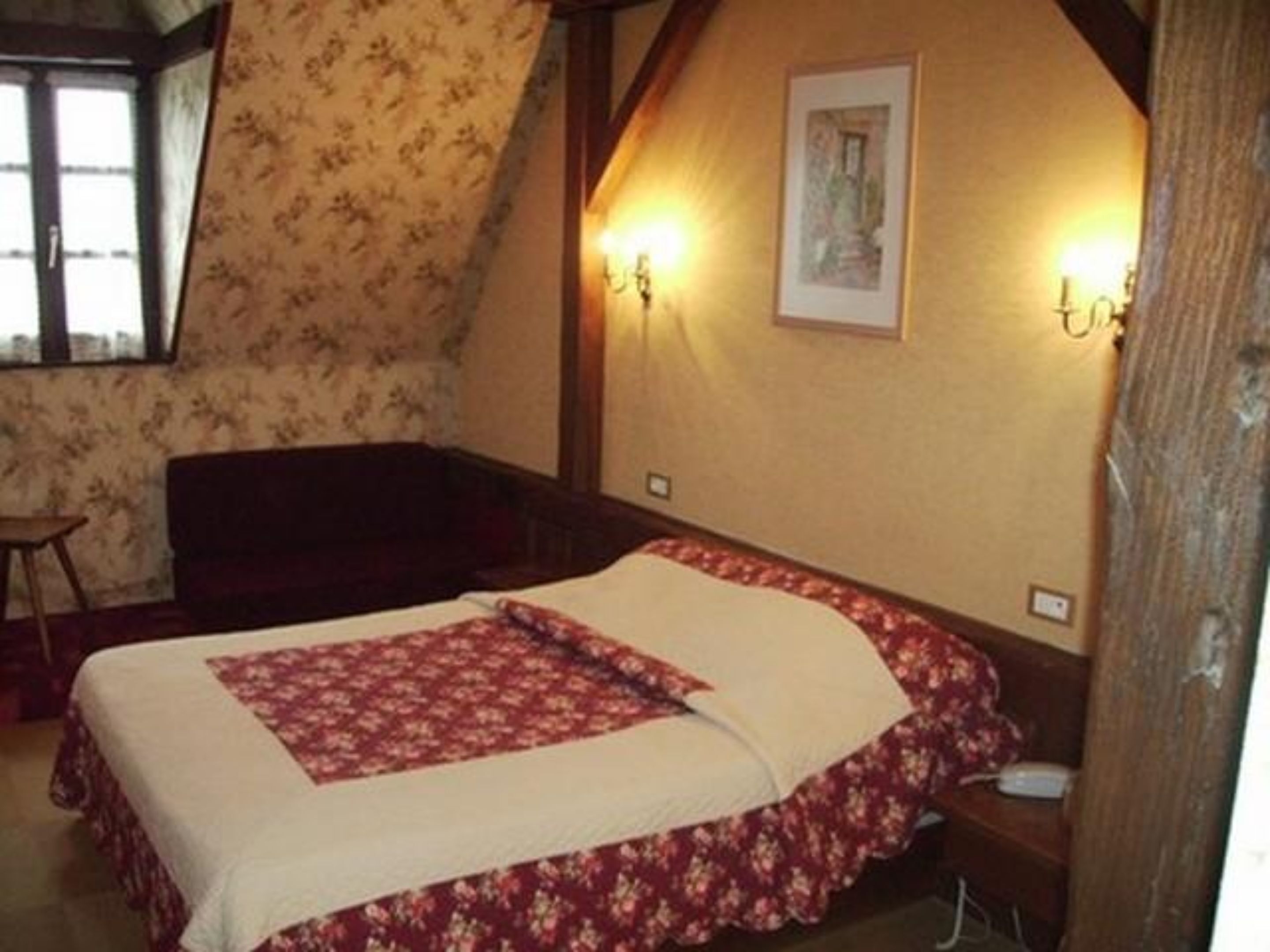 double room | desk, free wifi, bed sheets