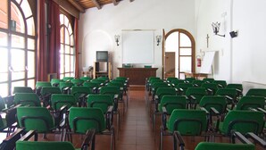 Fasilitas rapat