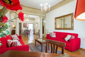 Apartment, 2 Bedrooms | Living room