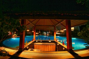 Piscine extérieure