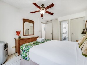 Hair dryer - Kihei Ease Thrives! Lanai, Kitchen, AC, Laundry, WiFi+Flat Screen–Kamaole Sands 6203 (KIHEI)