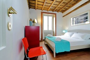 3 soverom, strykejern/-brett, wi-fi og sengetøy