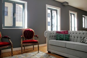 Superior Apartment, 2 Bedrooms, Non Smoking | Living area - Central Lisbon Apartments Tivoli (Lisbon)