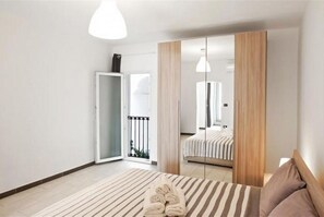 1 chambre, fer et planche à repasser, Wi-Fi, draps fournis
