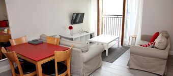 Greenbank Apartments