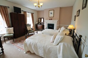 Chambre Deluxe avec lits jumeaux (Holly) | Décoration personnalisée, ameublement personnalisé