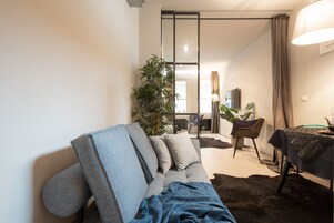 Luxury Double or Twin Room, 1 Queen Bed with Sofa bed | In-room dining