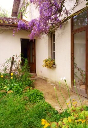 Entrée de l’hébergement