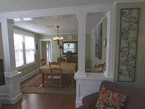 Interior - 2 Blocks to Beach & Shopping. 4 Bedrooms, Sleeps 8 Guests. (Cape May)