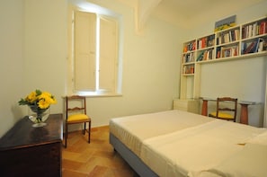 Apartment, 1 Schlafzimmer | 1 Schlafzimmer, Babybetten, kostenloses WLAN, Bettwäsche