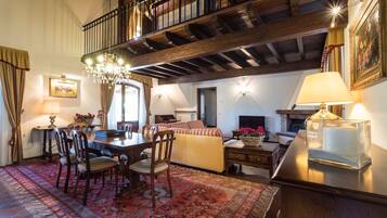 Apartment, 3 Bedrooms, Terrace | Egyptian cotton sheets, premium bedding, soundproofing