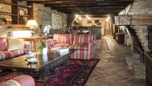 Luxury Villa, 4 Bedrooms | Living area - Residenza T'Allicon (Gazzola)