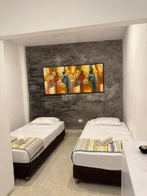 컴포트 트윈룸, 싱글침대 2개, 금연 | 무료 WiFi, 침대 시트