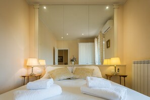 1 bedroom, cots/infant beds, free WiFi, bed sheets - Efeso (Florence)