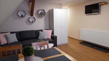 Classic apartman | Íróasztal, ingyenes wifi és ágynemű