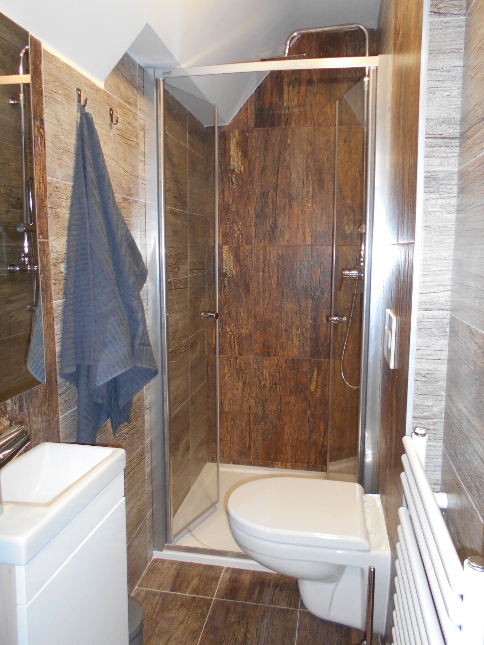 Economy Room | Desk, free WiFi, bed sheets