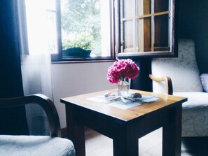 Double Room | Minibar, desk, blackout curtains, free WiFi - Posada Las Torres (Santillana del Mar)