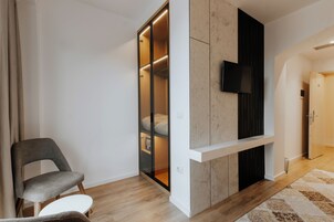 Deluxe Double Room | Frette Italian sheets, premium bedding, down comforters, pillowtop beds