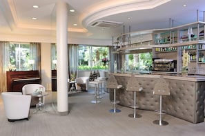 Bar (en la propiedad)