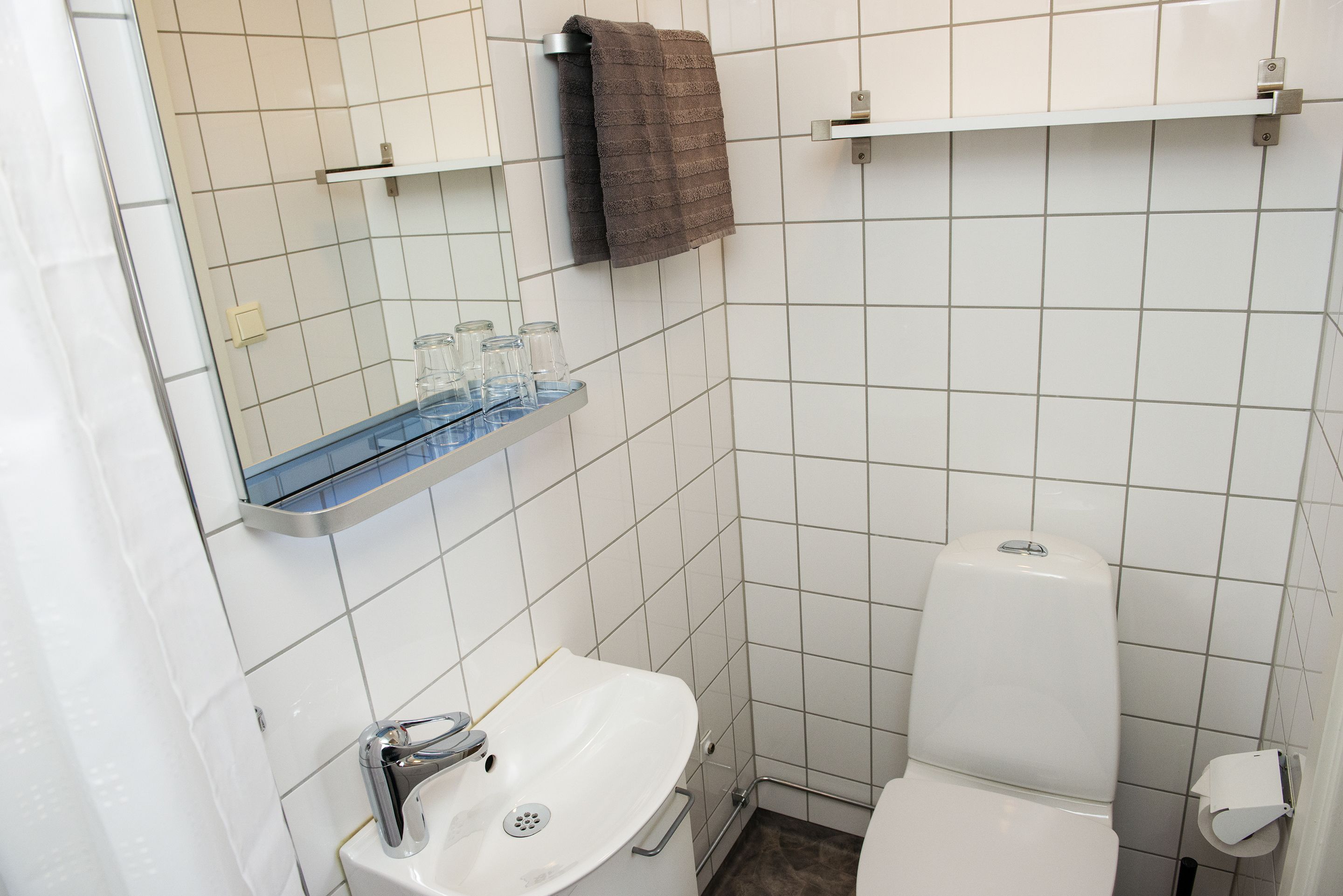 triple room, 3 single beds, kitchenette | bathroom | shower, hair dryer, towels, soap