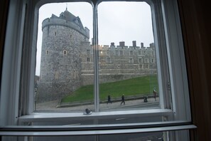 Comfort Apartment, 2 Bedrooms, Non Smoking | View from room - Central Apartment Facing Windsor Castle (Windsor)
