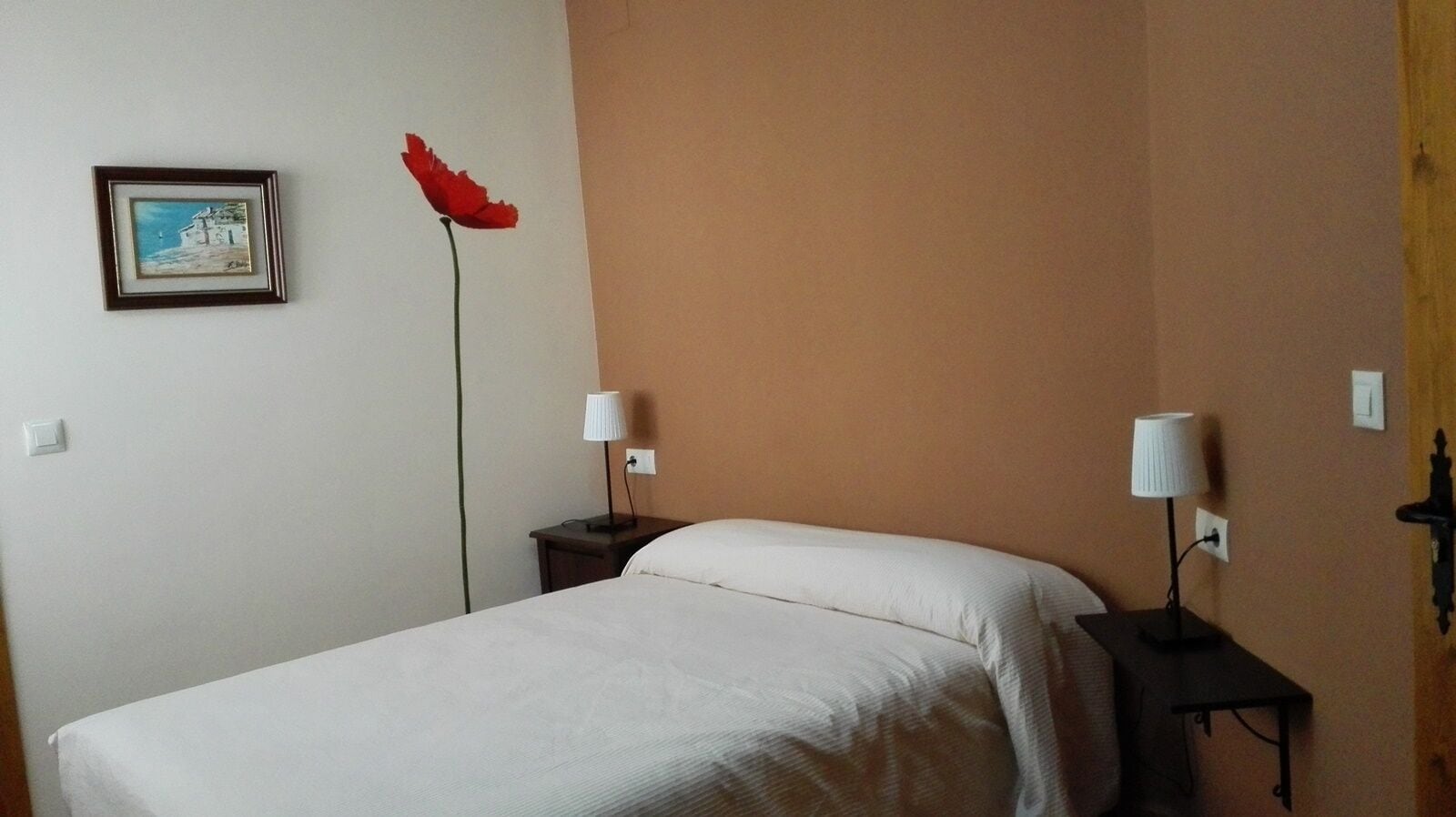 Double or Twin Room, 2 Single Beds | Cots/infant beds, rollaway beds, free WiFi, bed sheets