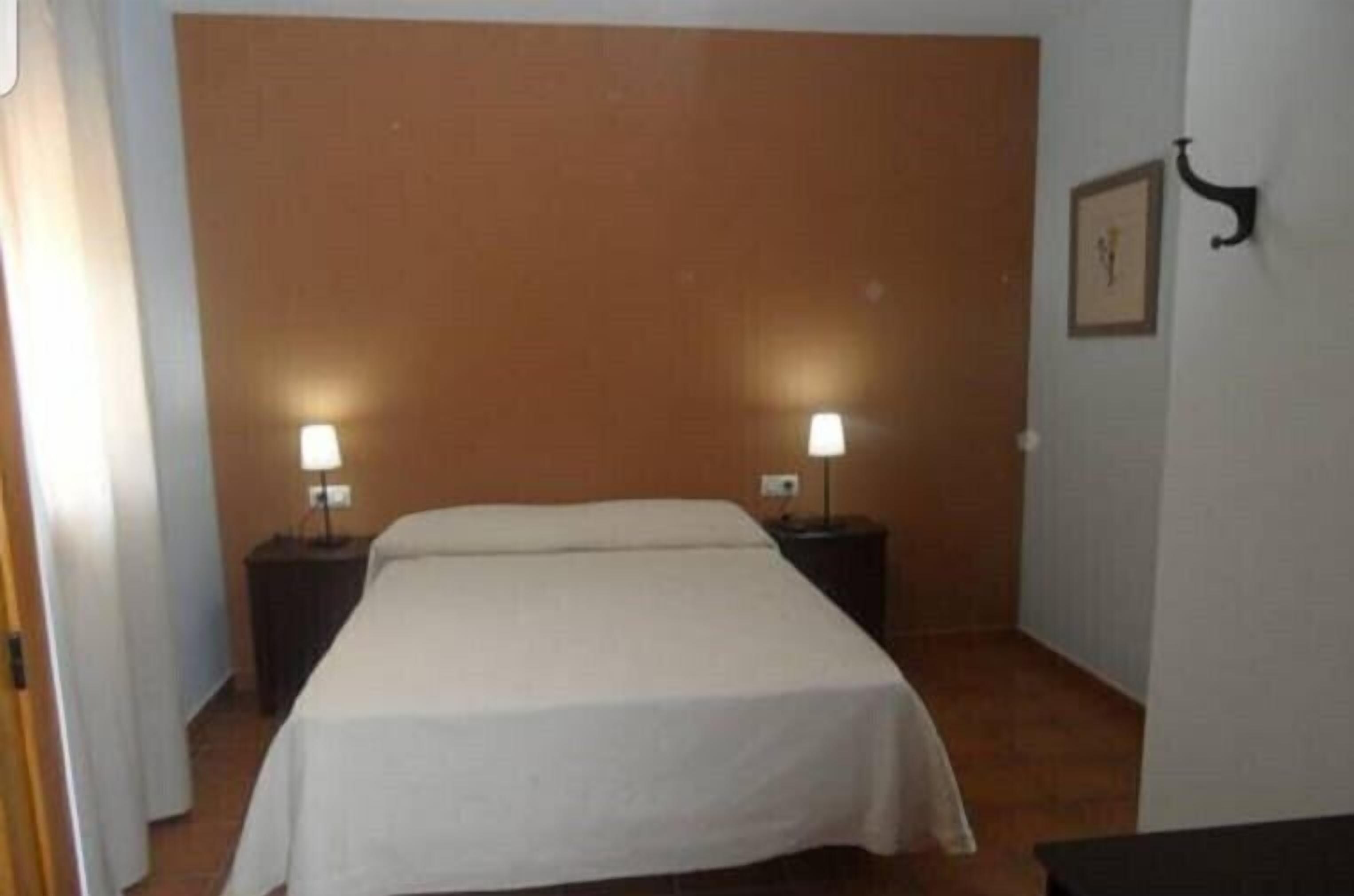 Superior Double Room, 1 Queen Bed, Jetted Tub | Cots/infant beds, rollaway beds, free WiFi, bed sheets