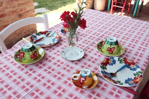 Free daily buffet breakfast - Agriturismo Le Stringaie (Montepulciano)