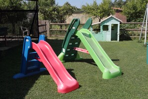 Children's play area - outdoor - Agriturismo Le Stringaie (Montepulciano)