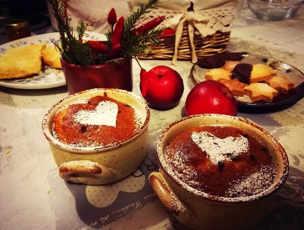 Free daily self-service breakfast