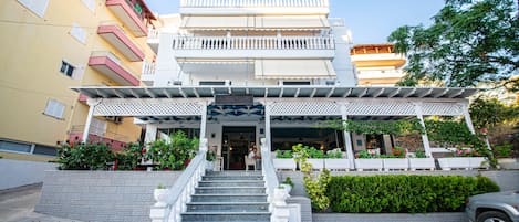 Fachada del alojamiento