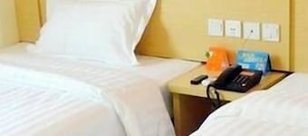 7 Days Inn