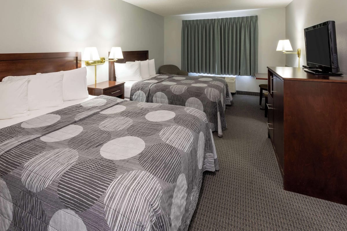 Strykjärn/strykbräda, gratis wi-fi och sängkläder