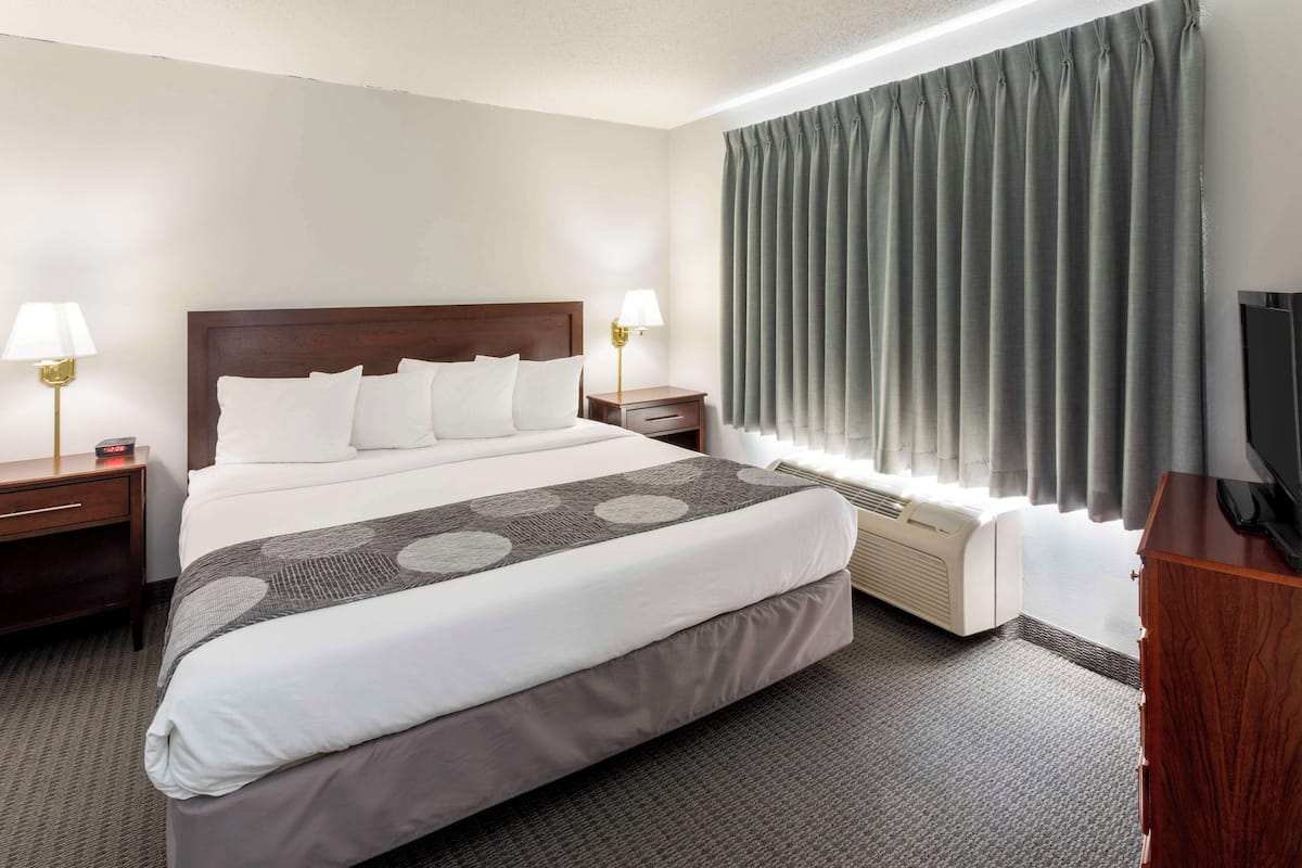 Strykjärn/strykbräda, gratis wi-fi och sängkläder