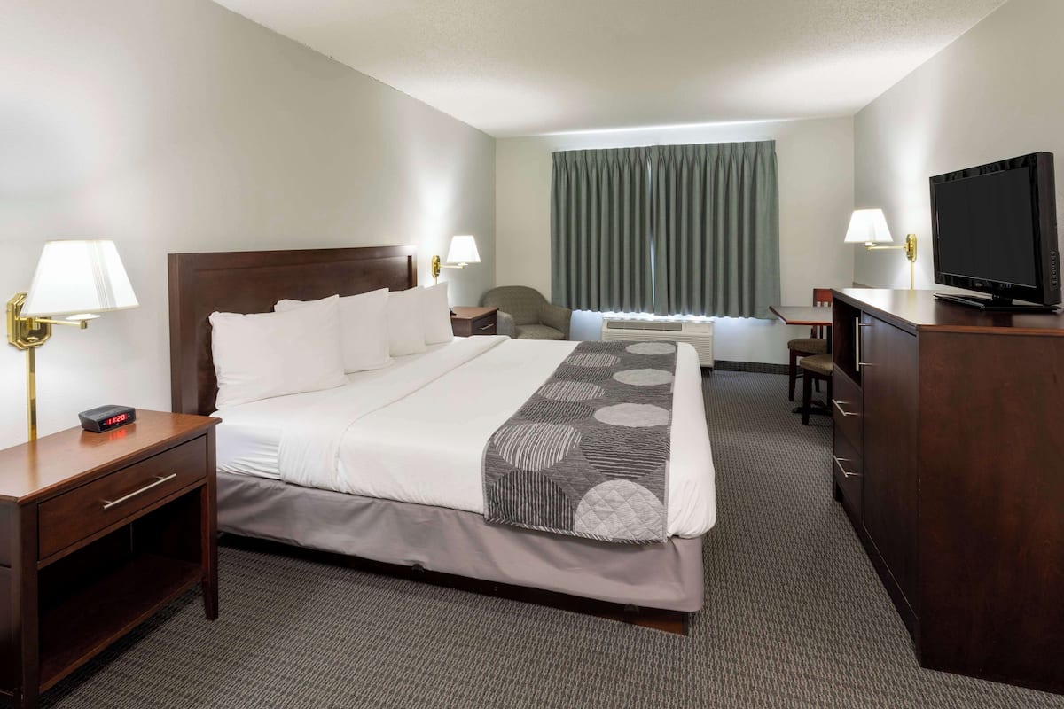 Strykjärn/strykbräda, gratis wi-fi och sängkläder