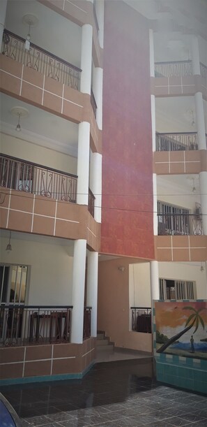Interior entrance - Hotel Le Littoral des Almadies (Dakar)