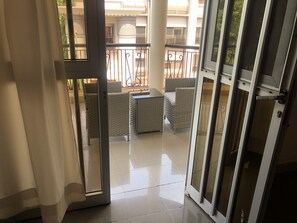 Luxury Double Room, 1 Queen Bed, Pool View | Terrace/patio - Hotel Le Littoral des Almadies (Dakar)